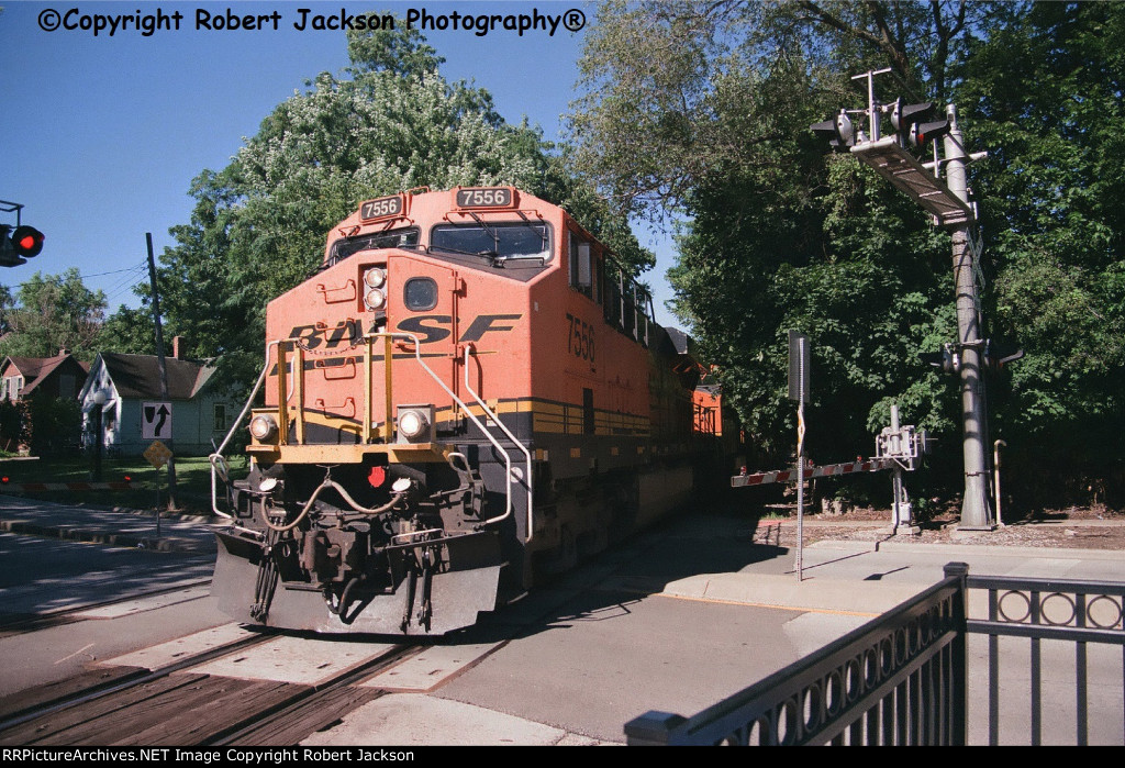 BNSF 7556